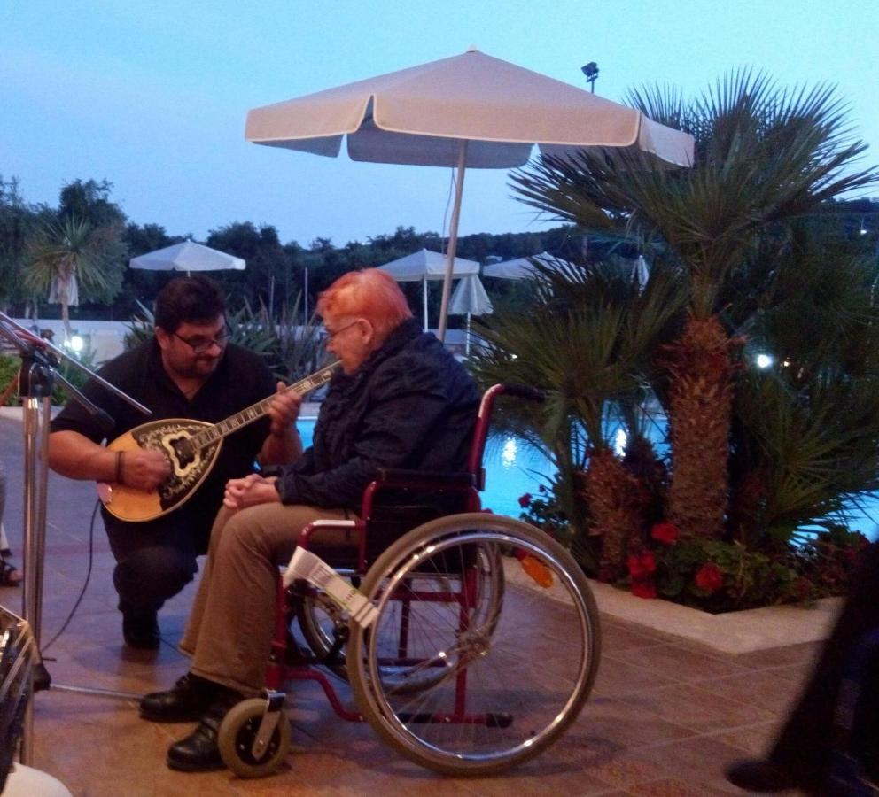 Eria Resort For People With Special Abilities Máleme Luaran gambar